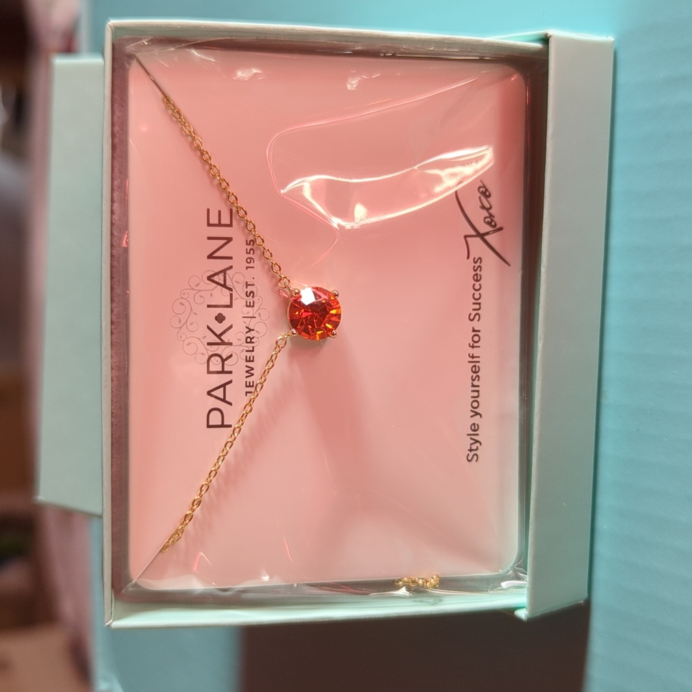 Impression Necklace